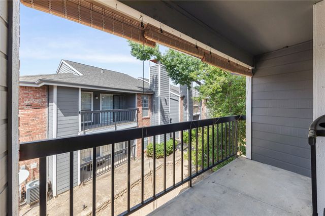 18333 Roehampton Drive 527, Dallas, TX 75252