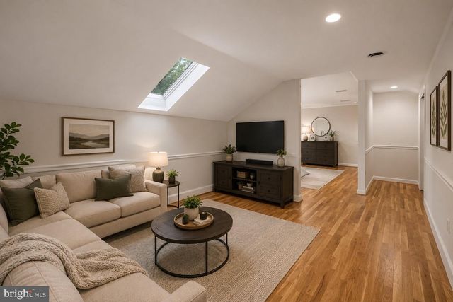 3015 OAK DR, Norristown, PA 19401