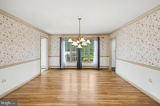 3015 OAK DR, Norristown, PA 19401
