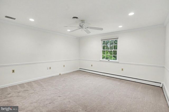 3015 OAK DR, Norristown, PA 19401