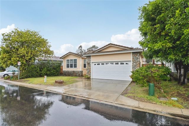 1043 Kite ln, Vista, CA 92081