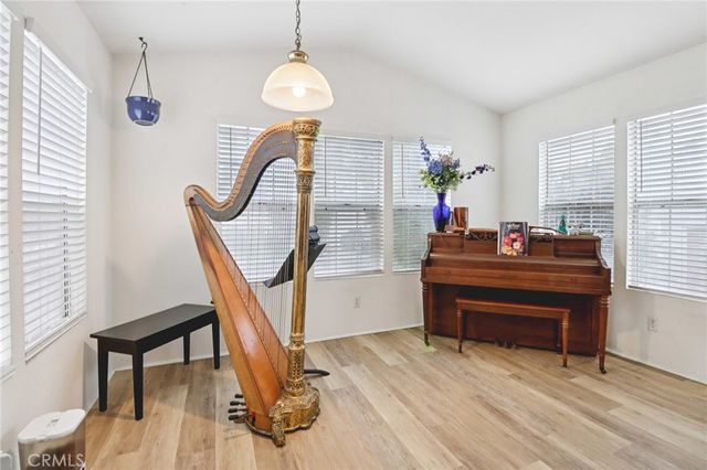 1043 Kite ln, Vista, CA 92081