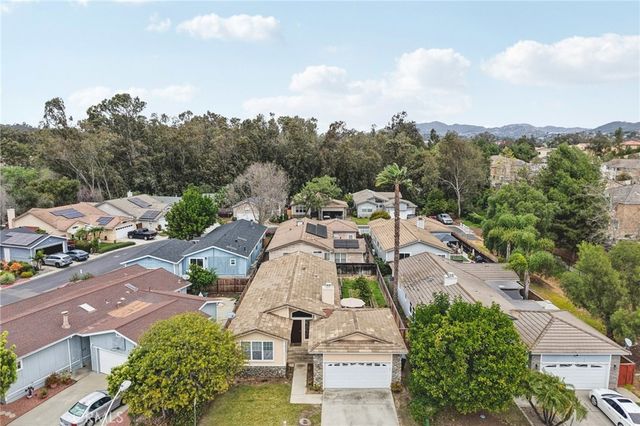 1043 Kite ln, Vista, CA 92081