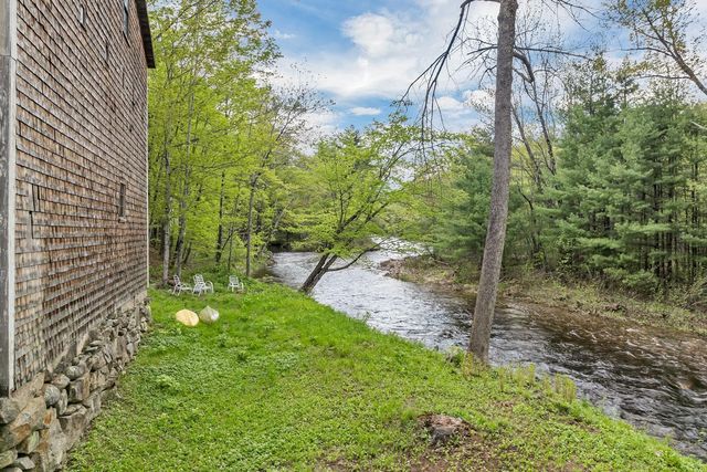 86 Bearcamp Highway, Tamworth, NH 03883