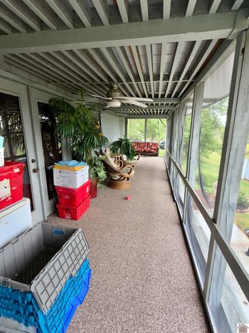 191 State Route 2205, Mayfield, KY 42066