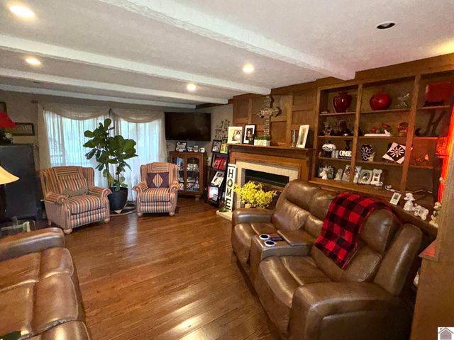 191 State Route 2205, Mayfield, KY 42066