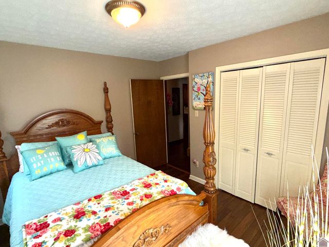 191 State Route 2205, Mayfield, KY 42066