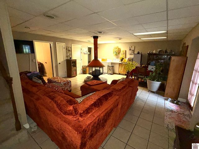 191 State Route 2205, Mayfield, KY 42066