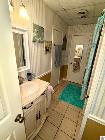 191 State Route 2205, Mayfield, KY 42066