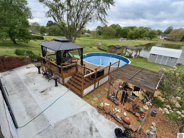 191 State Route 2205, Mayfield, KY 42066