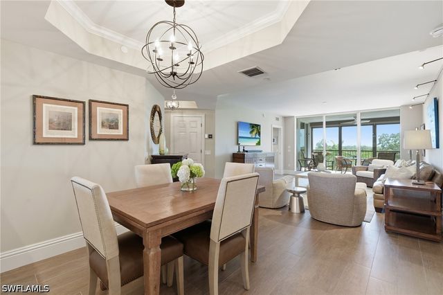 7225 Pelican Bay BLVD 302, Naples, FL 34108