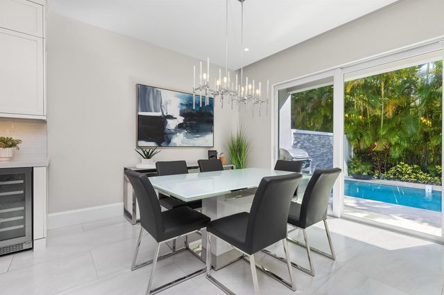 444 NE Wavecrest Way, Boca Raton, FL 33432