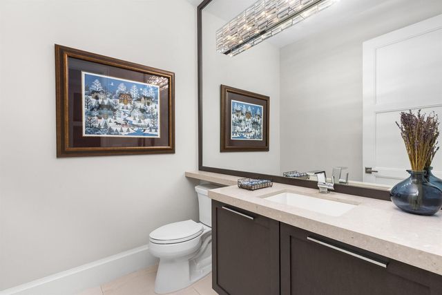 444 NE Wavecrest Way, Boca Raton, FL 33432