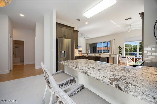 1144 Egrets Walk CIR 202, Naples, FL 34108