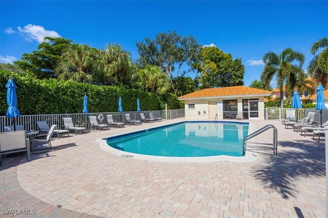 1144 Egrets Walk CIR 202, Naples, FL 34108