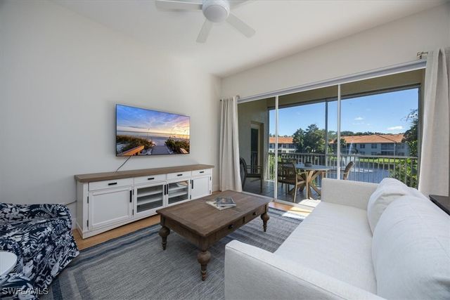 1144 Egrets Walk CIR 202, Naples, FL 34108