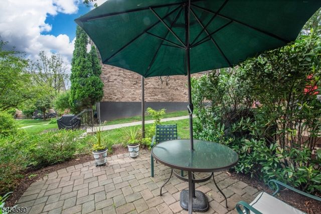 181 Long Hill Road 5, Little Falls Twp., NJ 07424