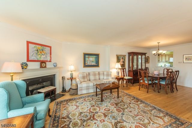 181 Long Hill Road 5, Little Falls Twp., NJ 07424