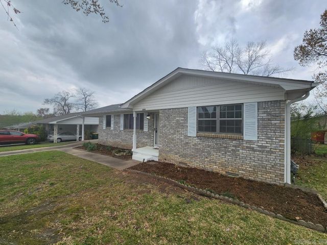 5901 Hacienda Drive, North Little Rock, AR 72118