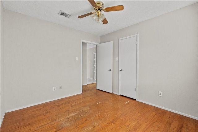 2823 Forest Point Drive, League City, TX 77573