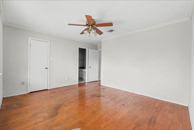 2823 Forest Point Drive, League City, TX 77573