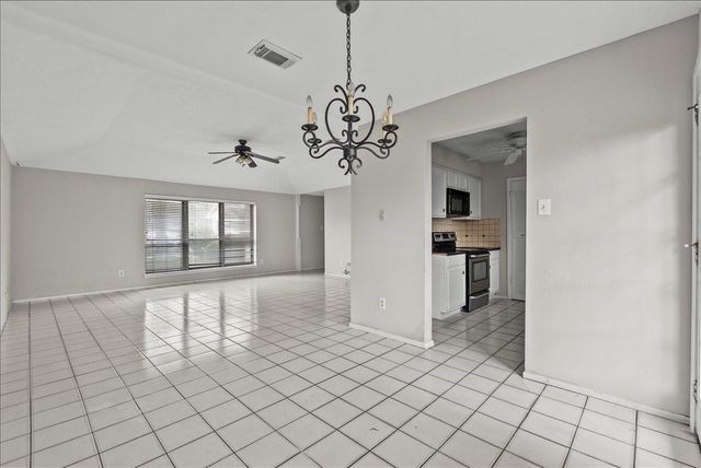 2823 Forest Point Drive, League City, TX 77573