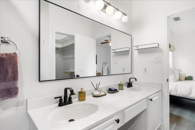 30309 RR 12, Dripping Springs, TX 78620