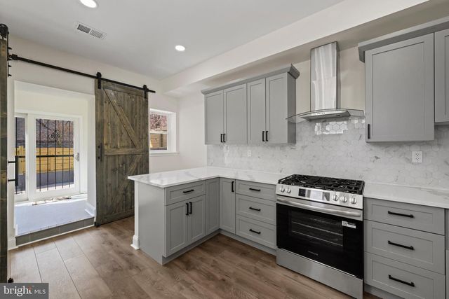 1940 DRUID HILL AVE, Baltimore, MD 21217