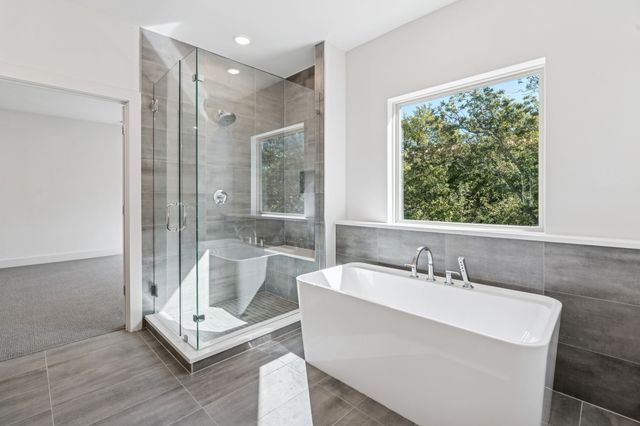 452 Waters Edge Drive 824, Hickory Creek, TX 75065