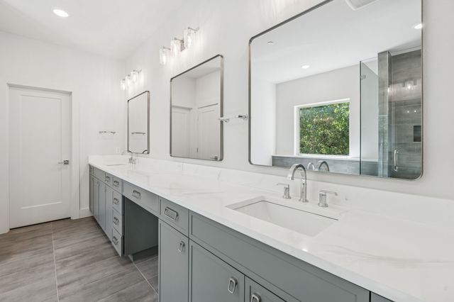 452 Waters Edge Drive 824, Hickory Creek, TX 75065