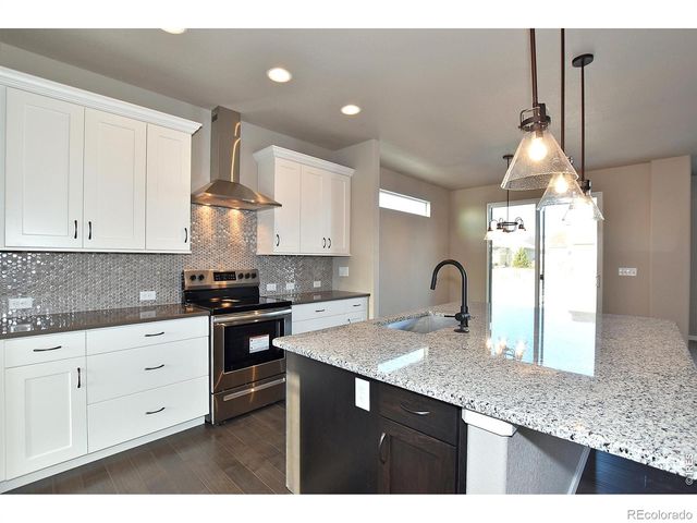 1182 Bitterroot Court, Johnstown, CO 80534