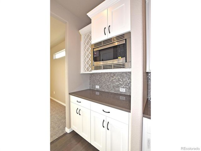 1182 Bitterroot Court, Johnstown, CO 80534