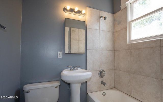 139 N 11th Avenue A, Phoenix, AZ 85007