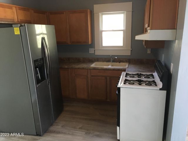 139 N 11th Avenue A, Phoenix, AZ 85007