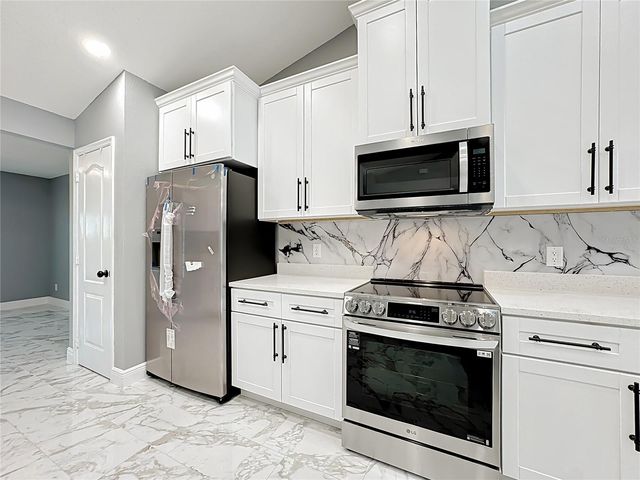 697 WINDING LAKE DRIVE, Clermont, FL 34711