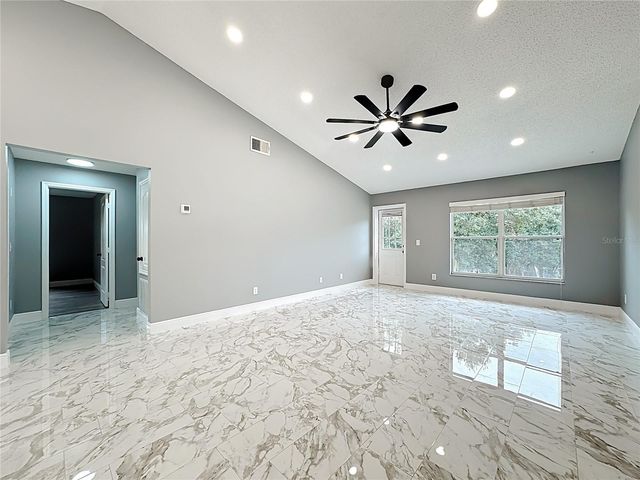 697 WINDING LAKE DRIVE, Clermont, FL 34711