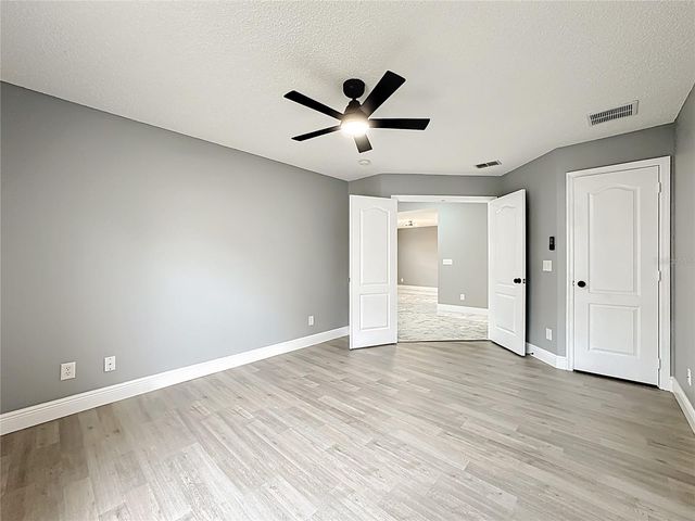 697 WINDING LAKE DRIVE, Clermont, FL 34711