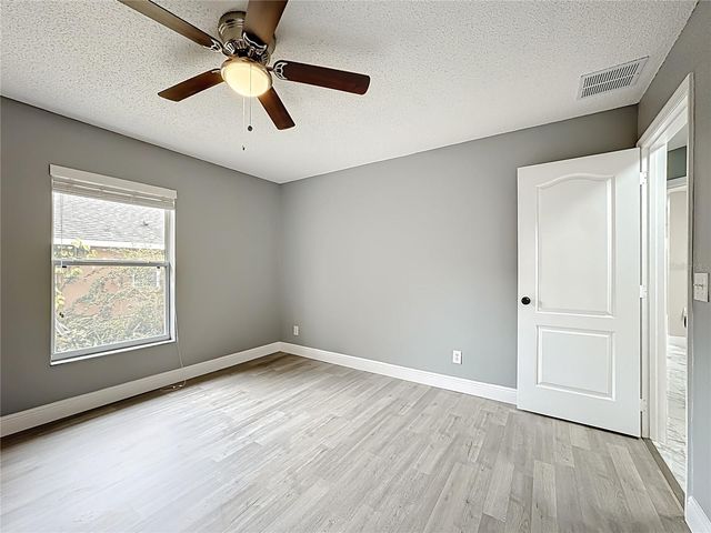 697 WINDING LAKE DRIVE, Clermont, FL 34711