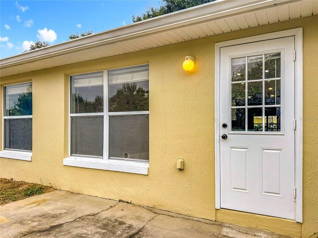 697 WINDING LAKE DRIVE, Clermont, FL 34711