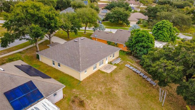 697 WINDING LAKE DRIVE, Clermont, FL 34711