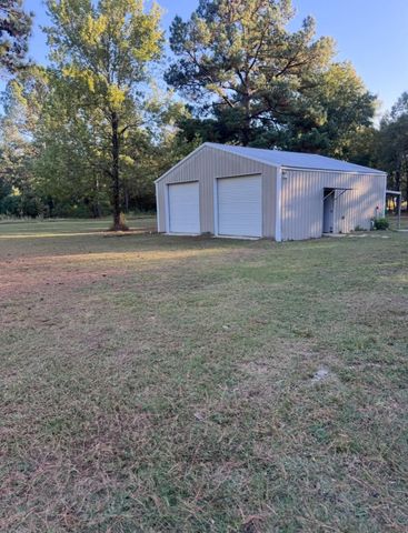 140 Harmony Drive, Livingston, TX 77351