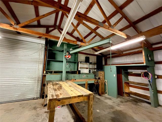 140 Harmony Drive, Livingston, TX 77351