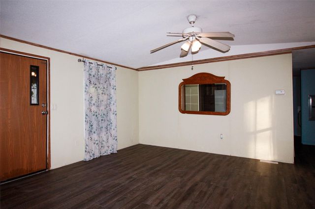 140 Harmony Drive, Livingston, TX 77351