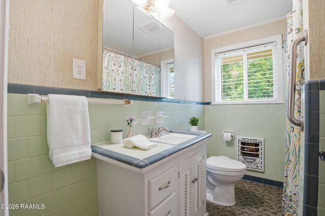 104 Donald Drive, Lafayette, LA 70503