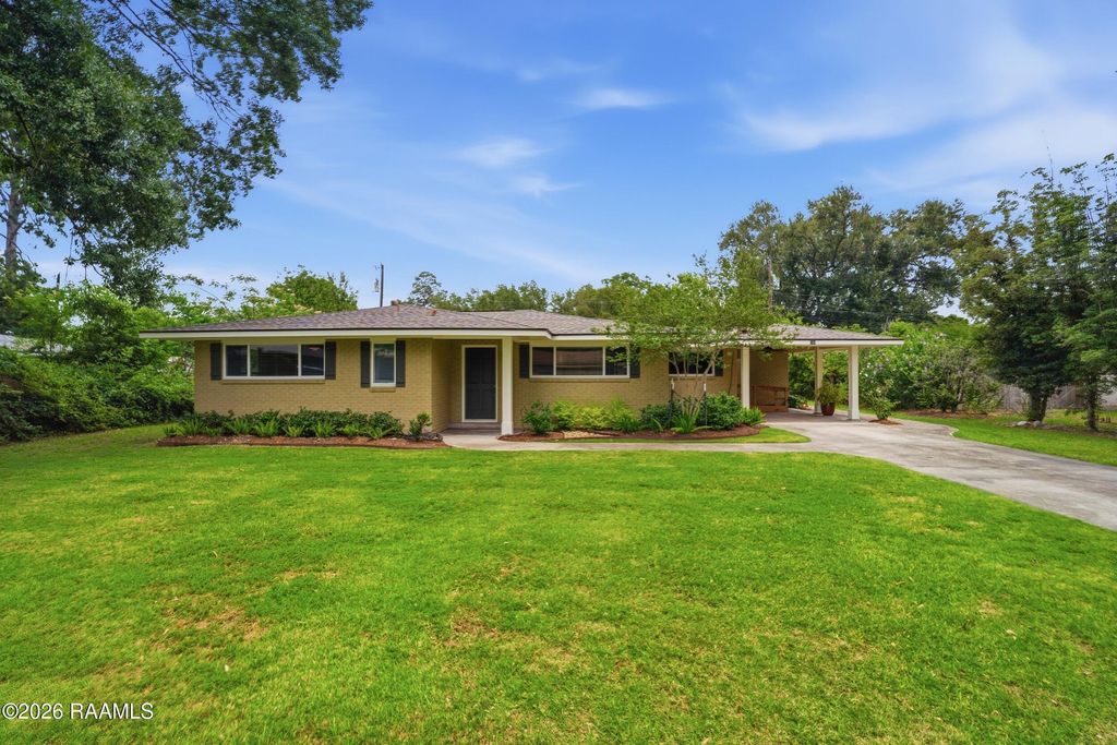 104 Donald Drive, Lafayette, LA 70503