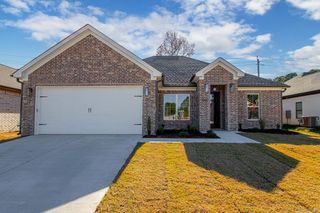 3881 Spencer Crossing Drive, Benton, AR 72019