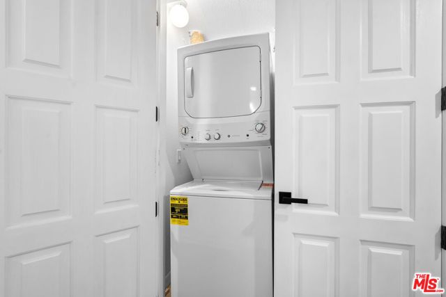 1401 S St Andrews Place 201, Los Angeles, CA 90019