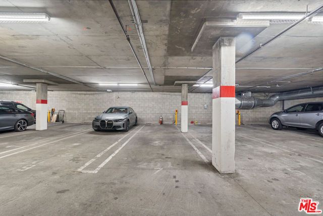 1401 S St Andrews Place 201, Los Angeles, CA 90019