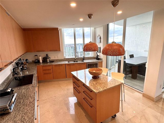 15901 Collins Ave 1804, Sunny Isles Beach, FL 33160