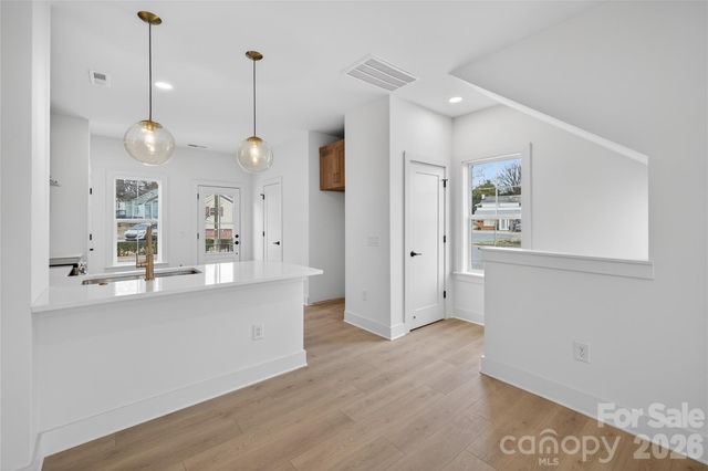 1009 Carter Avenue 36, Charlotte, NC 28206